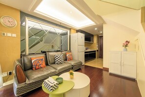 Elite Triple Room, City View | Interior - Beijing Yichao Serviced Apartment  (Beijing)