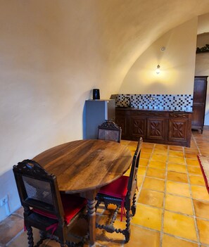 ห้องคอมฟอร์ททริปเปิล, วิวสวน | ร้านอาหาร