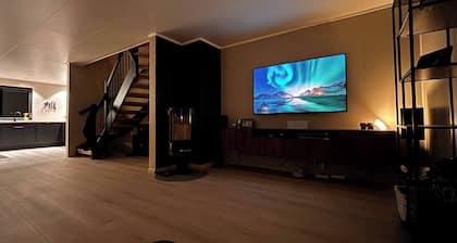 Koselig hus midt i Saltstraumen