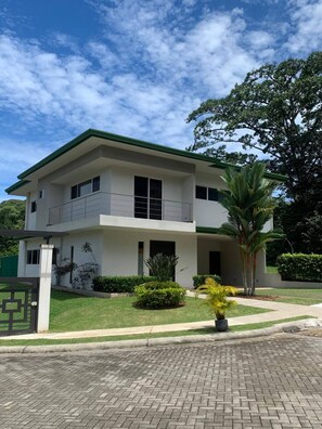 Exterior - Villa Bonita, Playa Hermosa (Uvita)