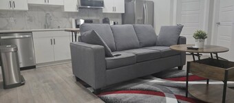 Elegant Private Suite in Edmonton North