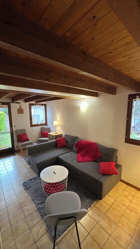 Cosy little chalet at the entrance to Cauterets