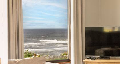 Lighthouse Lookout at Nye Beach * Ocean View