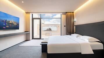 Standard Double Room, Balcony, Partial Ocean View