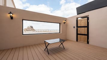 Kahden hengen standard-huone, parveke, osittainen valtamerinäköala | Sisätilat