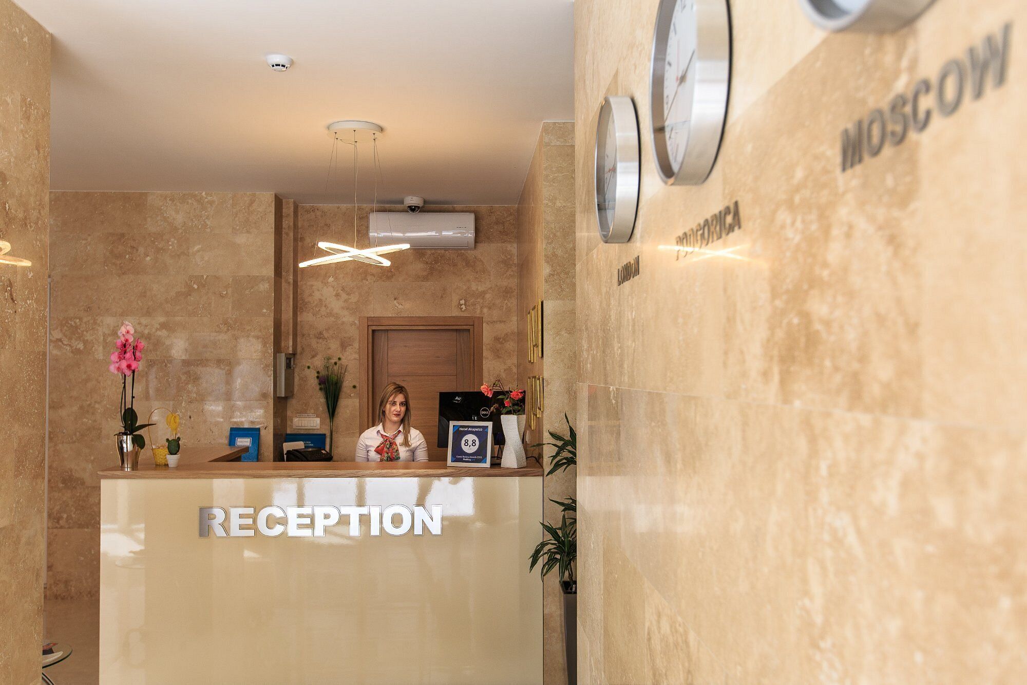 Classic-Doppel- oder -Zweibettzimmer, Balkon, Poolblick | Lobby