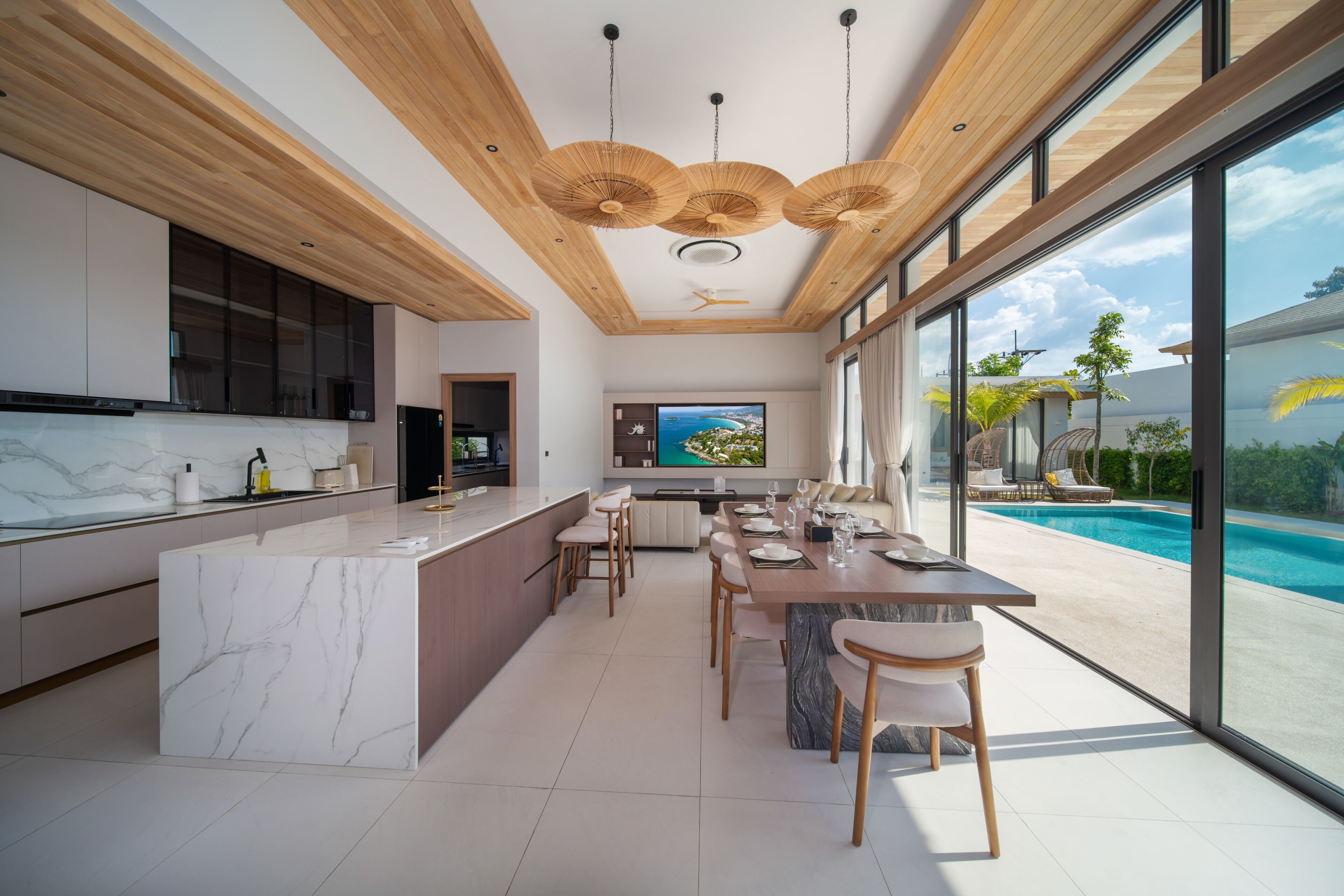 Premium Villa, 5 Bedrooms, Private Pool, Courtyard Area | Television