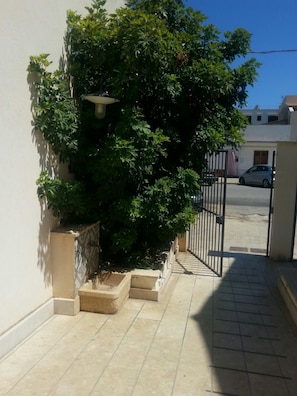 Enceinte de lâhĂ©bergement