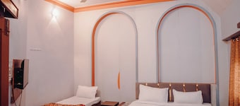 Hotel The TWB Palace