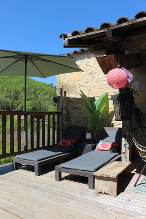 Terrace/patio - Gite La Salamandre (Saint-Vincent-de-Cosse)