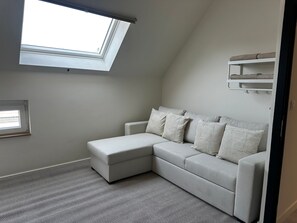 Basic Apartment | Living area - Chic 2 Apartments Near to City Center (Gent)