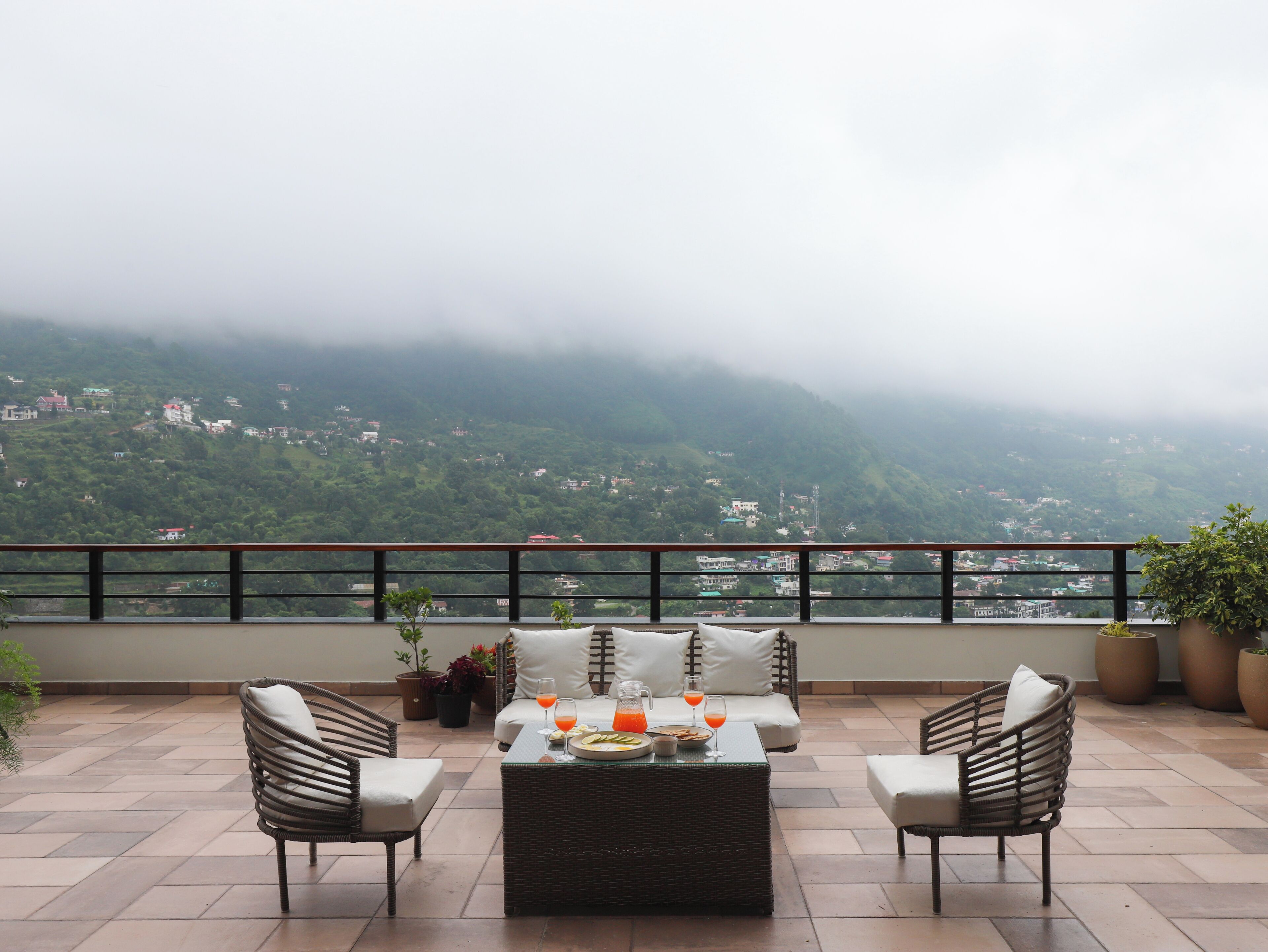 Luxury Villa, Balcony, Mountain View | Outdoor dining