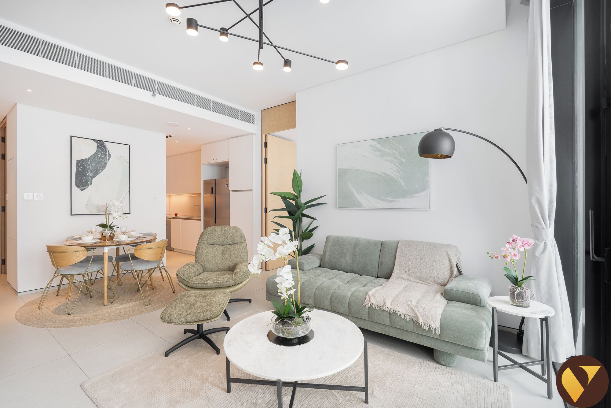 Luxury Apartment, Balcony, City View | Living area