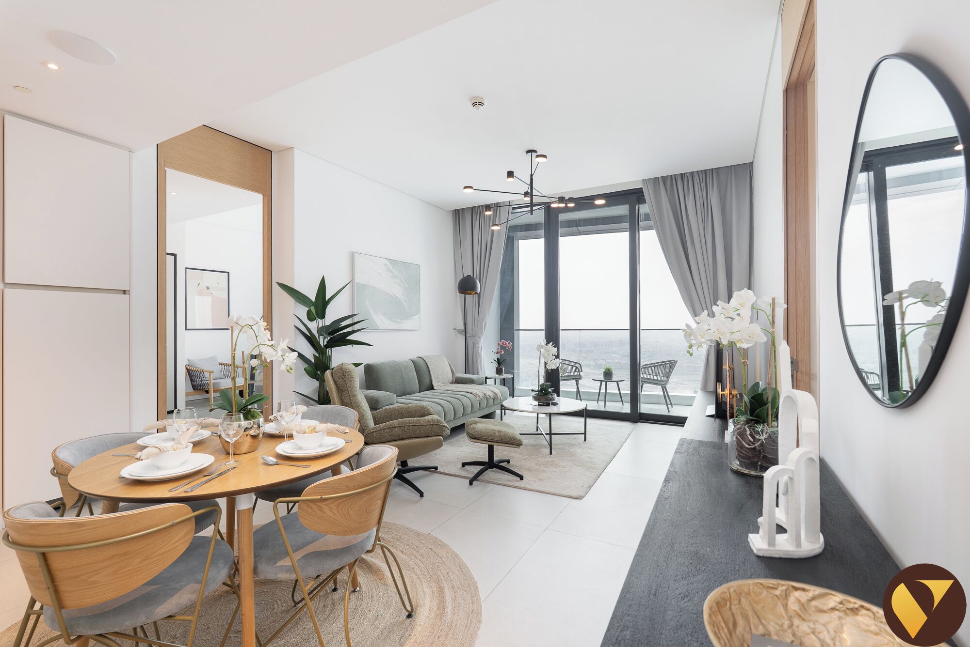 Luxury Apartment, Balcony, City View | Interior