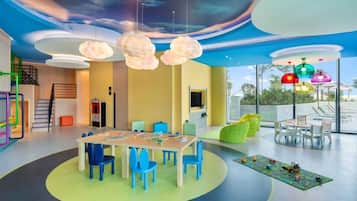 Children’s play area – outdoor