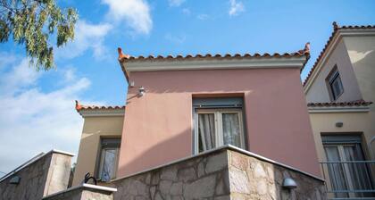 Loucas Home Kalloni Lesvos Central Stay w Balcony