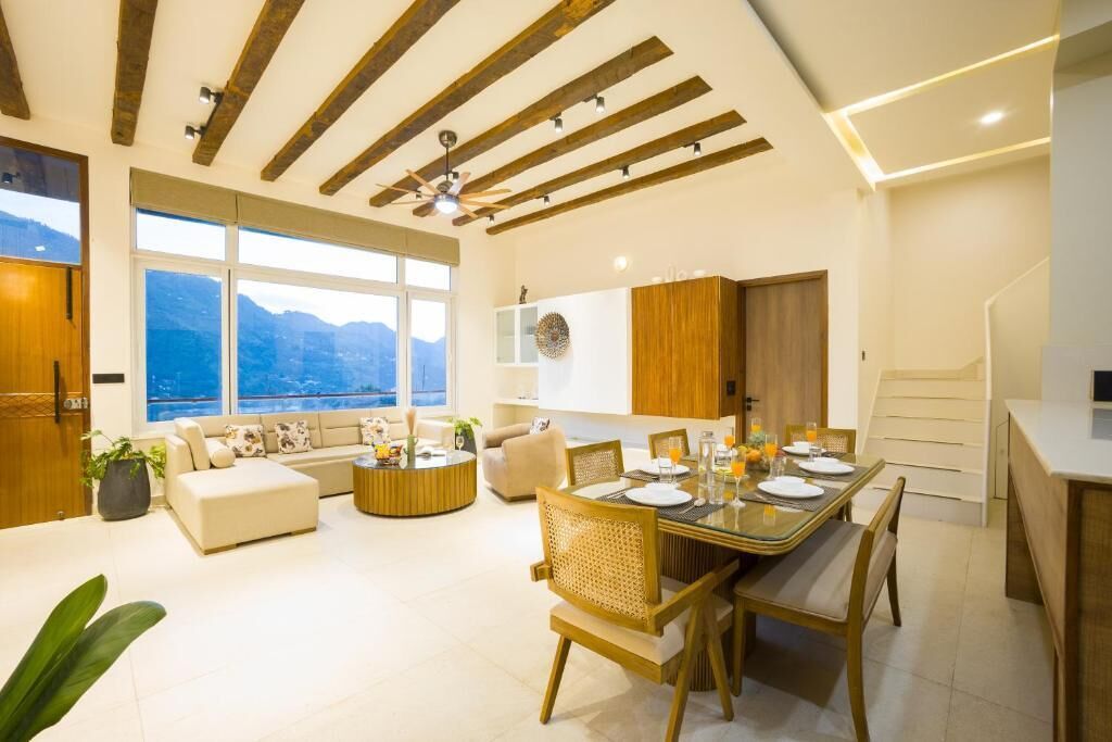 Luxury Villa, Mountain View | Dining