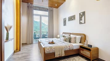 Luxury Villa, Mountain View