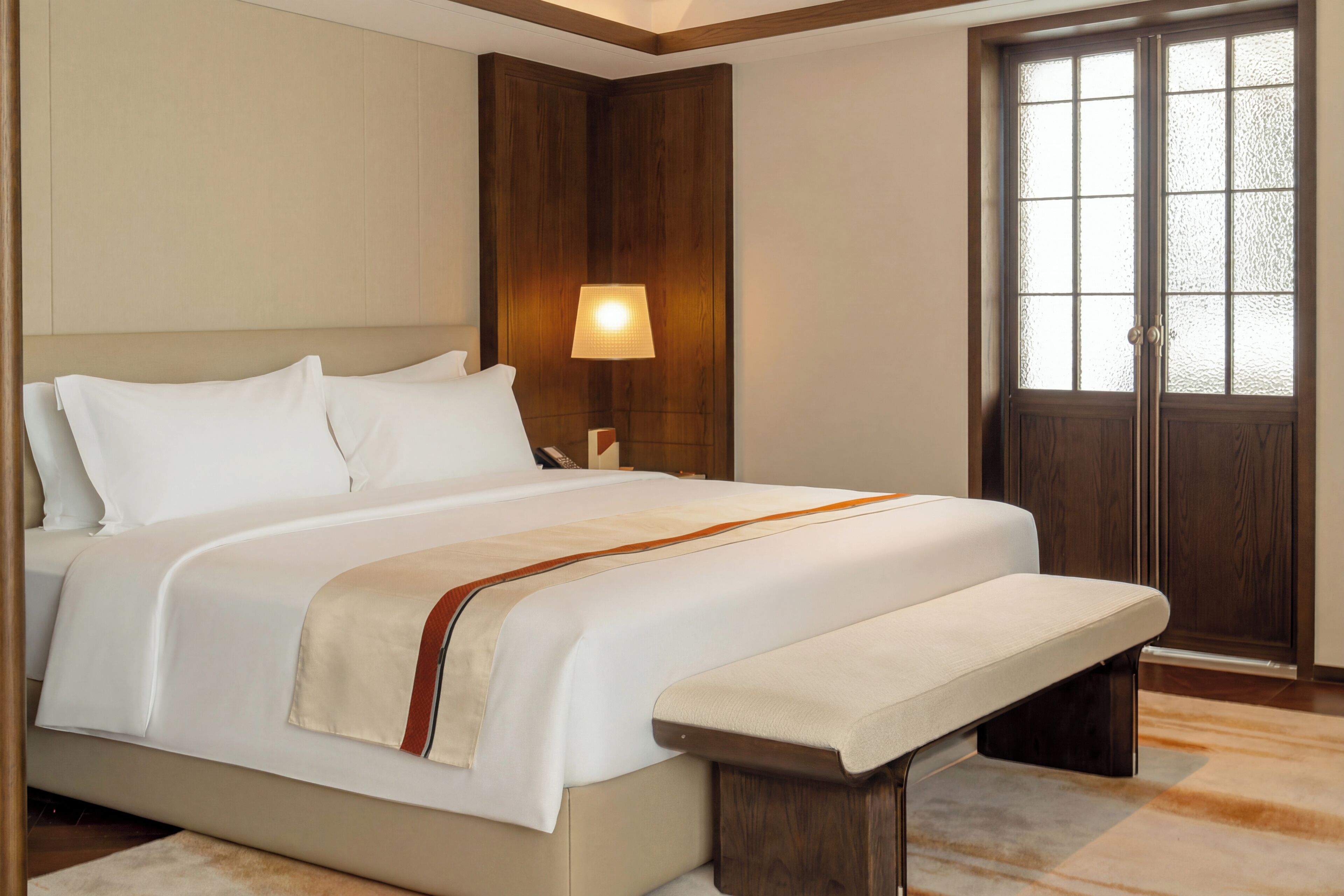 City View Royal Suit