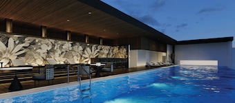 HOWARD JOHNSON BY WYNDHAM TK Phnom Penh