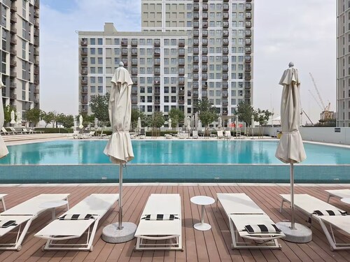 5 Star Modern Living 1BR in Dubai Hills