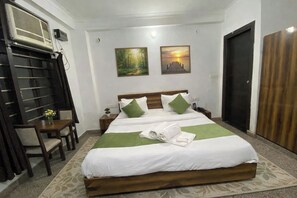 Room - Hotel Dream Connect - Sector 38  (Gurugram)