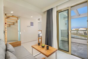 Premium Suite with direct sea view | Living area - Thalassa Suites Corfu (Corfu)