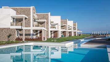 2 outdoor pools, open 9:00 AM to 7:00 PM, pool umbrellas, pool loungers