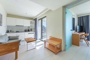 Premium Suite with direct sea view | Living area - Thalassa Suites Corfu (Corfu)