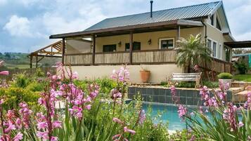 Deluxe Suite, Balcony, Mountain View | Exterior