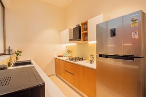 Private kitchen - ELIVAAS Mirai Gemini 3 BHK Villa (Vagator)
