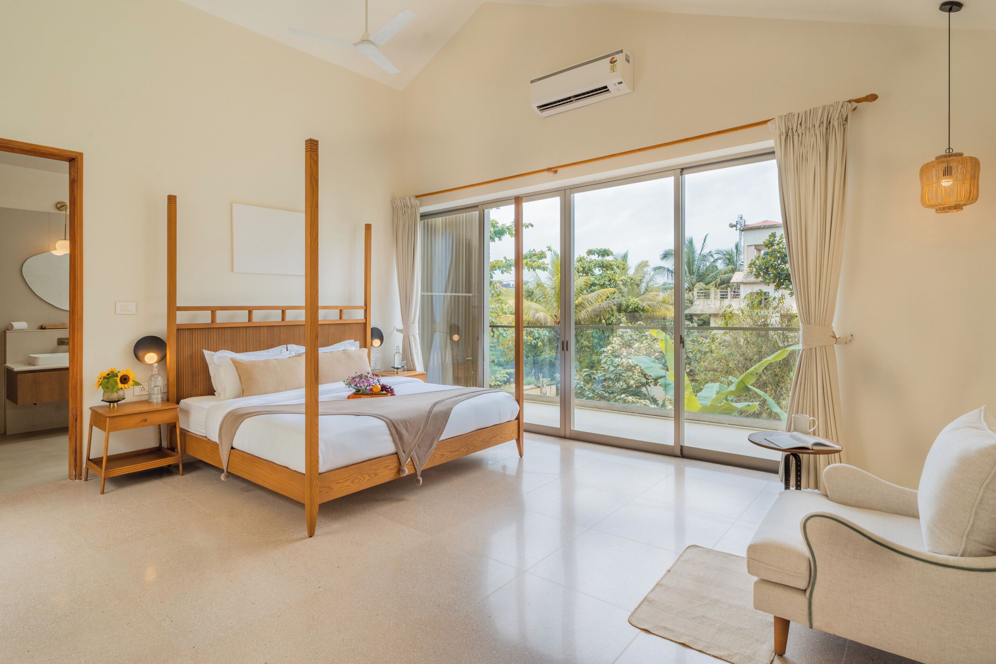 Villa de lujo, balcón, vistas a la piscina