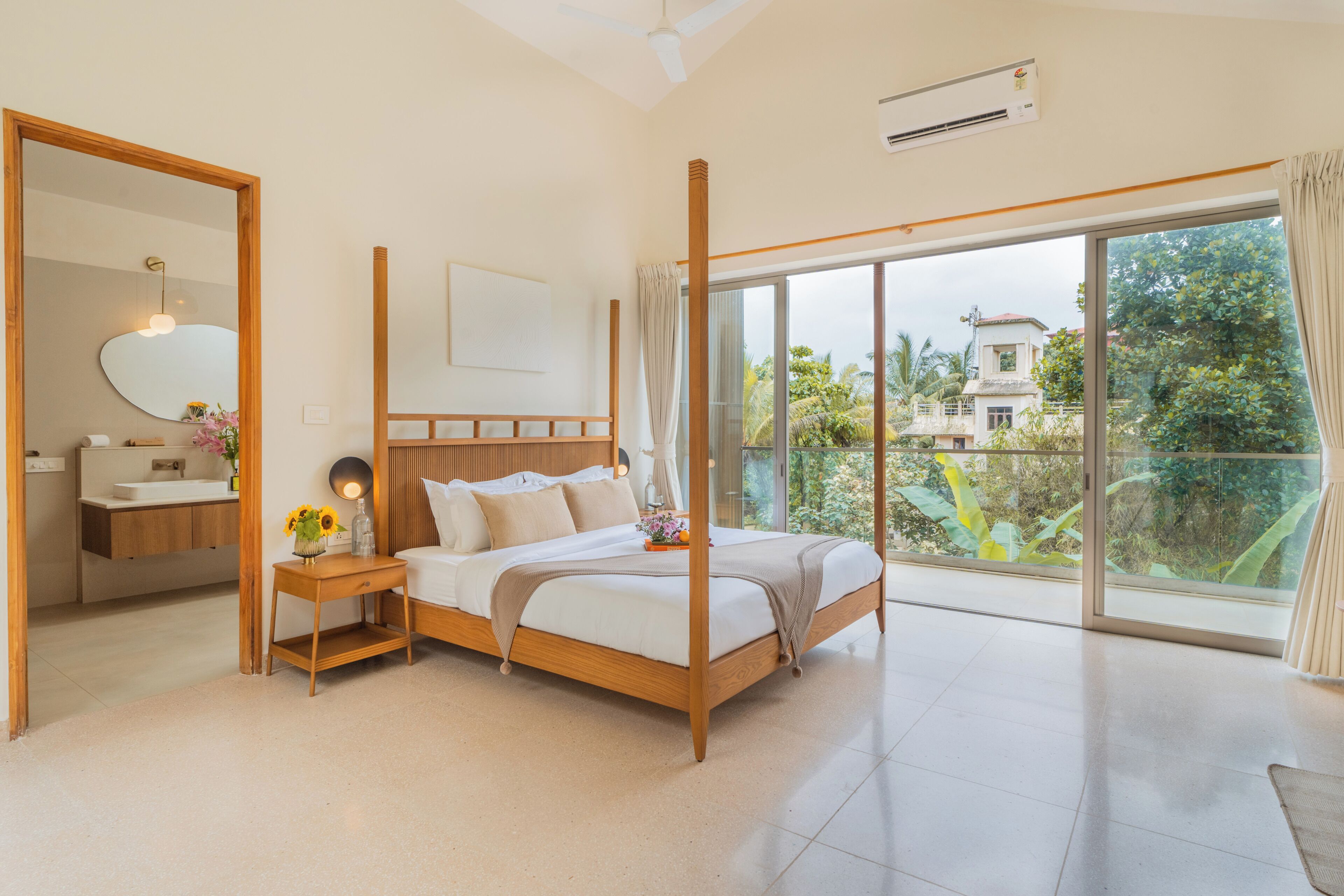 Luxury Villa, Balcony, Pool View | Free WiFi