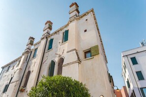 Exterior - Venice Royal Residence - Train Station (Venice)