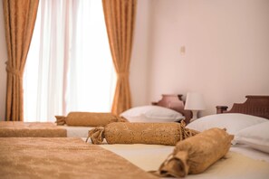 Triple Room, Balcony, Sea View | In-room safe, blackout drapes, iron/ironing board, free WiFi - Hotel Fiammanti (Đenovići)