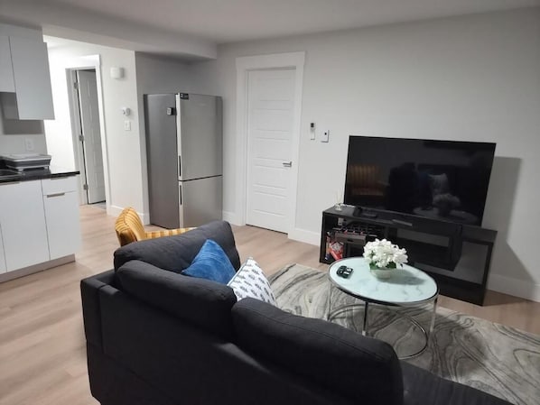 Apartment, 1 Bedroom | Living room - Quiet Haven - One-bedroom Suite (Riverview)