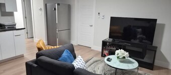 Quiet Haven - One-bedroom Suite