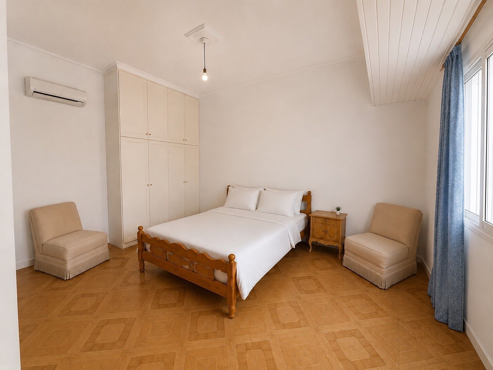 1 bedroom, iron/ironing board, bed sheets