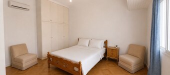 Pomegranate Port House: Authentic Ermioni Escape
