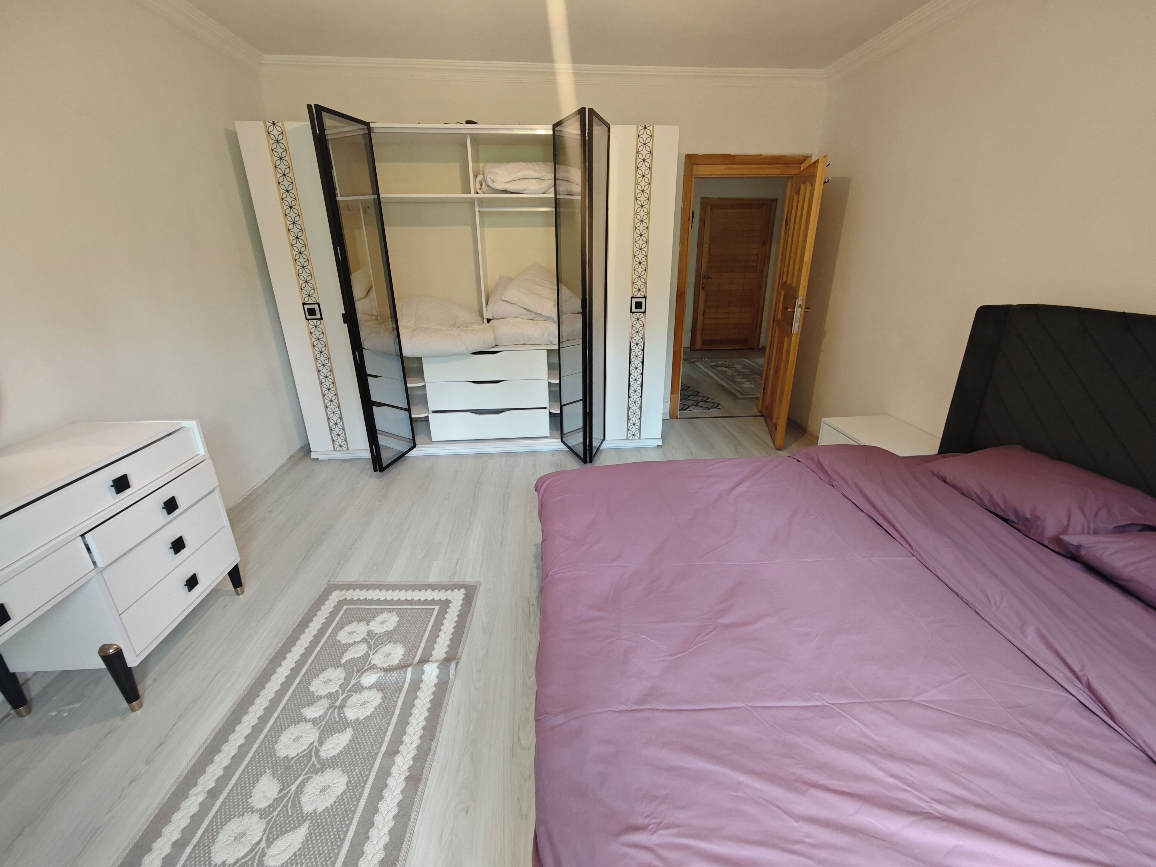 Appartement Familial, balcon, vue jardin | Décoration personnalisée, ameublement personnalisé