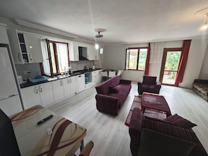 Family Apartment, Balcony, Garden View | Living area - Hayrat apart (Hayrat)