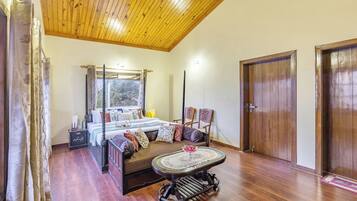 Standard Villa, Balcony, Garden View