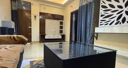The Comfort Hub-A Luxury Apartment
