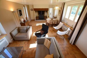 TV, fireplace - Les Bardilles*Country house*3km from Sarlat (Sarlat-la-Canéda)