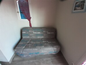 Interior - Air-conditioned fisherman's cottage. Seaside (Saint-Cyprien)