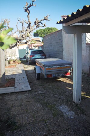Property grounds - Air-conditioned fisherman's cottage. Seaside (Saint-Cyprien)