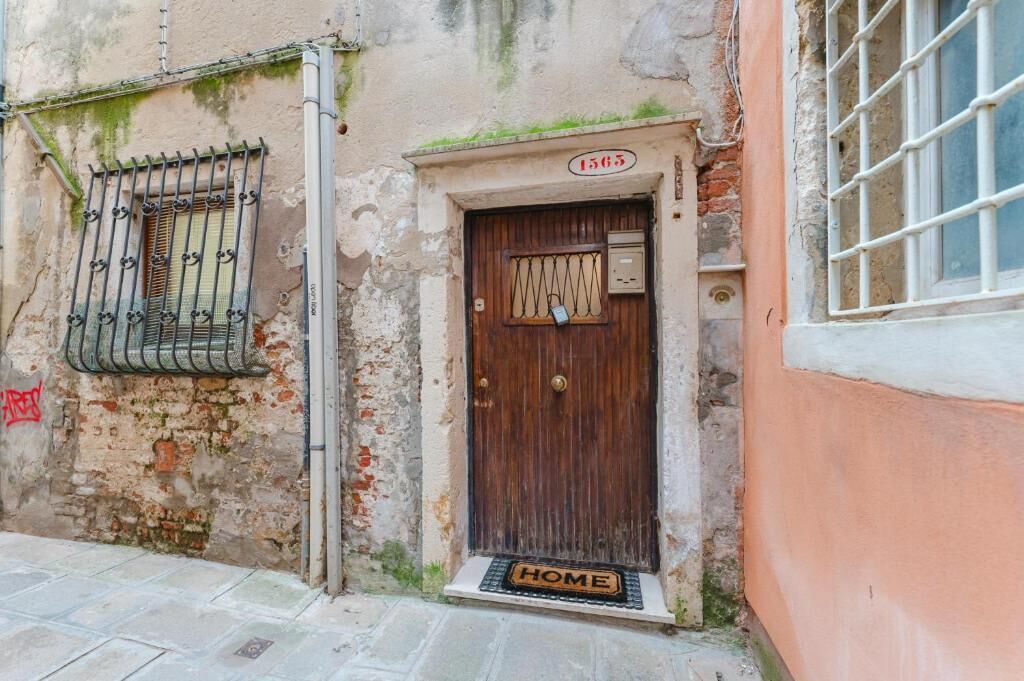 豪華公寓, 庭園景觀 | 外觀細部