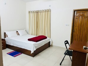 Room - Fabulous 9-bedroom apartment with AC in vibrant Dhaka (Dhaka-)