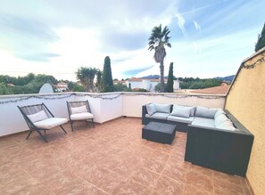Terrace/patio - CASA OLIVO - Garden, pool & roof terrace (Pinós de Miramar)