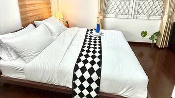 Superior Double Room, City View